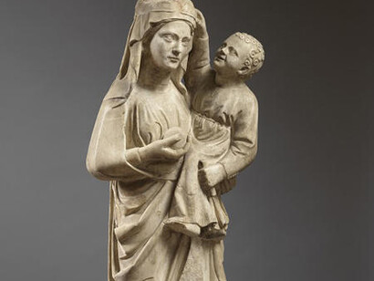 Nicola da Monteforte, 1311 Madonna con Bambino scultura frammentaria in marmo, Benevento Museo del Sannio