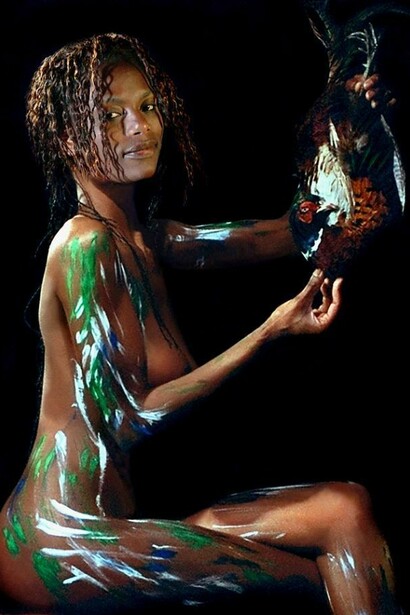 Gefülltes Moorhuhn auf afrikanische Art