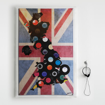 Keith Haynes, Hitsville UK, Mixed media: 7”, vinyl & vintage flag inside Perspex box frame
150 x 100 cm (Unique edition of 5) 