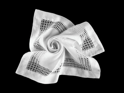 An example of Pull Threads stitch for a place mat 