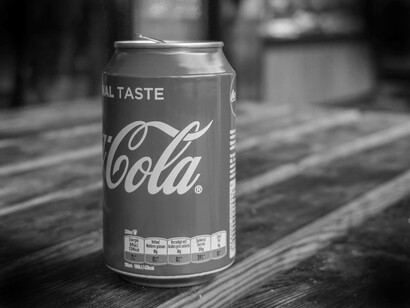 Sugars such as soda should be avoided at all costs when entering a diet but you can replace sugar with natural sweets like dry fruits and carob molasses