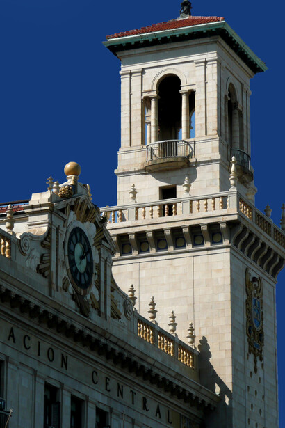Kenneth Murchison, Gare centrale