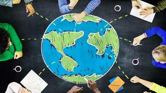 The homogenization process conducted in meetings that are affecting the globe and diluting culture