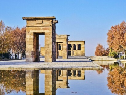 Madrid. El templo de Debod en una mañana otoñal