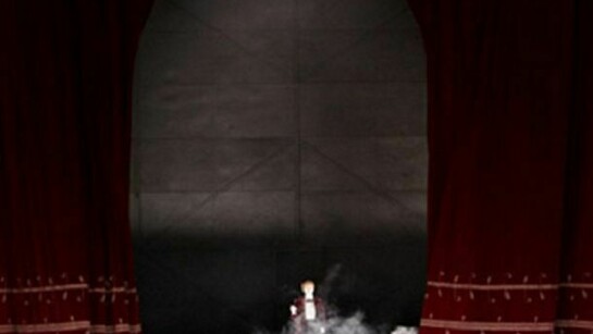 Don Giovanni (Act II): Peter Mattei (Don Giovanni)-Picture by  Marco Brescia & Rudy Amisano