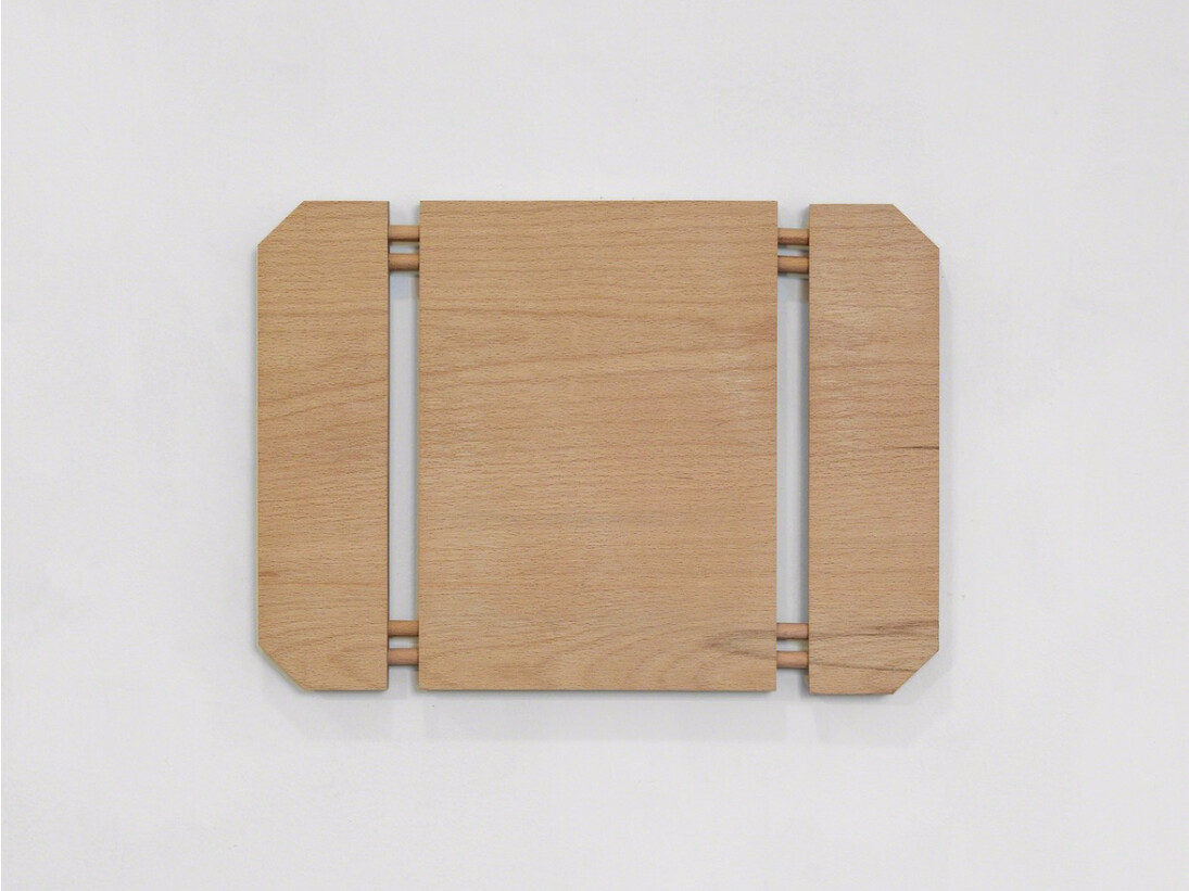 Noa Schwartz, 22, 2015, beech wood, 30 × 42 × 2 cm