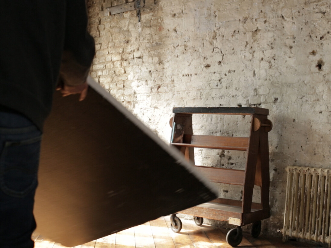 Ruaidhri Ryan Belt Craft Studios (2014) Film still. Courtesy the artist.