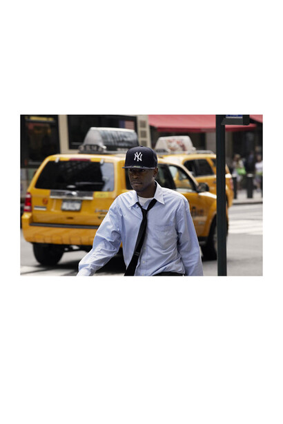 Peter Funch, 42nd And Vanderbilt 2012.06.11/08.23.24.2017. Courtesy of the artist and Eighteen.