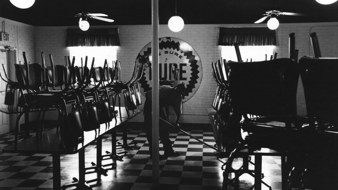 Jessica Lange. Courtesy of Howard Greenberg Gallery