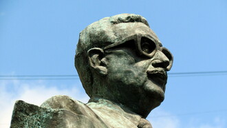 David Berkowitz, escultura de Salvador Allende, Santiago, Chile
