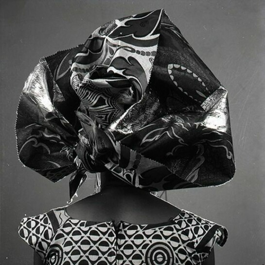 J.D. 'Okhai Ojeikere, Checheezeagu, 2005, Gelatin silver print, © J.D. 'Okhai Ojeikere, Courtesy Galerie Magnin-a, Paris