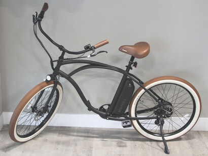 To generate 1000 kilowatt hours, 41 people would need to pedal eight hours a day for a month