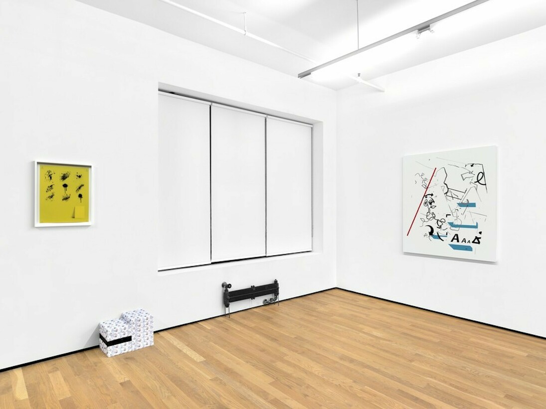 Material, Exhibition view. Courtesy of Foxy Production