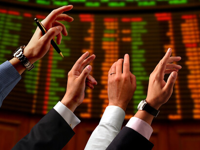 Por títulos volátiles normalmente se entienden títulos sujetos a fluctuaciones violentas