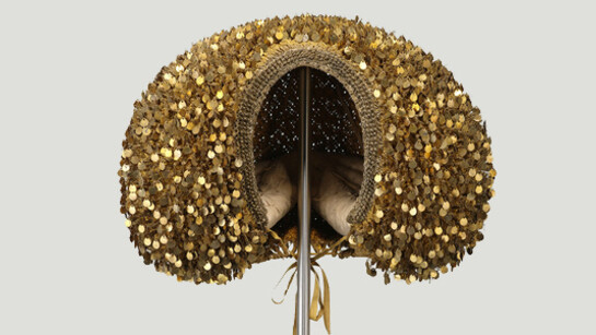 Textiles and Jewellery. Courtesy of GNM 