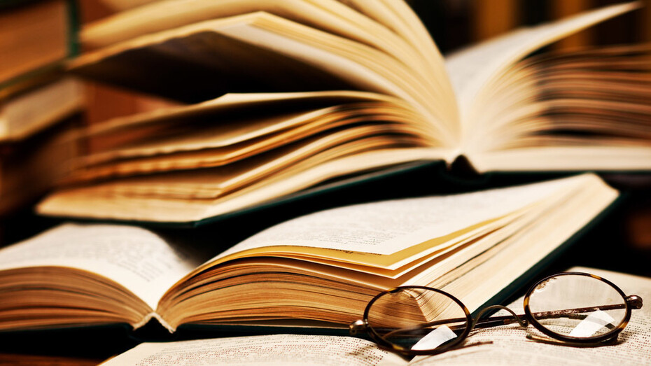 Lecturas pendientes en el escritorio