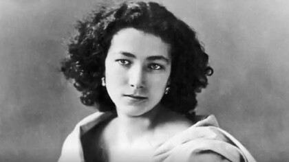 Sarah Bernhardt. Féministe avant l’heure, femme impliquée et libre, elle reste encore aujourd’hui une icône