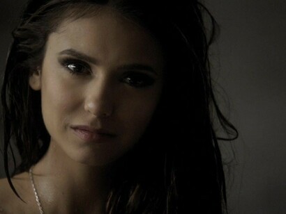 Elena (Nina Dobrev) es el oscuro objeto de deseo de los dos hermanos