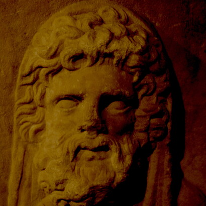 Bajorrelieve romano del siglo II d. C. que representa al dios Saturno