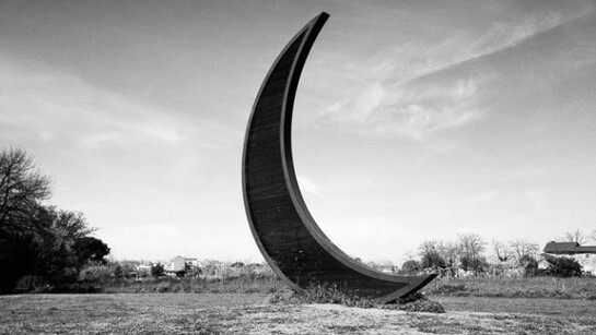 Graciela Iturbide, The Moon, Rome, Italy / La Luna, Roma, Italia