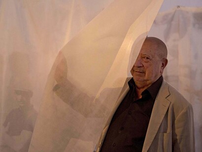 Christian Boltanski © By Juan García - Institut Valencià-Art Modern, CC BY-SA 4.0

