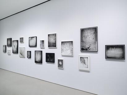 Emil Lukas, Infinite edge, exhibition view. Courtesy of Sperone Westwater
