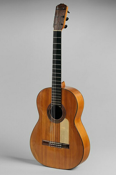 Guitarra Flamenca; Cordófono-Laúd-punteado-trastes, 1924