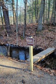 El puente hacia Terabithia, 2022. Medfield, Massachusetts, EE.UU.