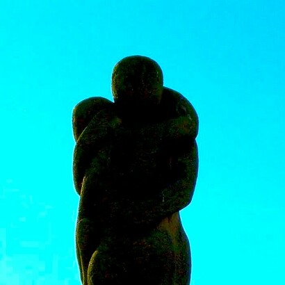 Escultura en homenaje al emigrante (Sada, Galiza)