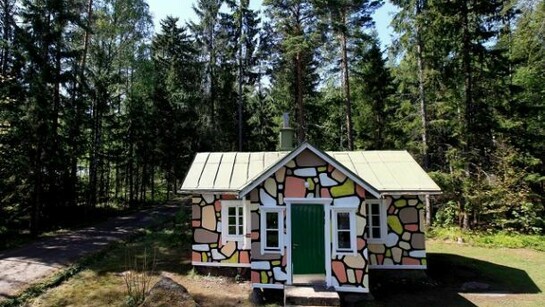 Stone Clad Cottage (Sarvisalo), 2011, Zabludowicz Collection, Sarvisalo Photo credit - David Bebber, Courtesy of Richard Woods Studio
