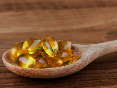 Omega-3 fatty acids are responsible for the reduction of swelling and pain