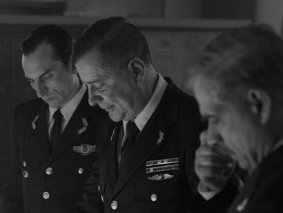 Una scena del film "Hangar rojo" tratta dal trailer