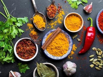Come ci insegna l'ayurveda iniziamo a considerare i tre grandi livelli di nutrimento: il cibo, il respiro, e le impressioni mentali