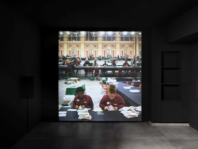 Taryn Simon, The game, exhibition view. Courtesy of Almine Rech 