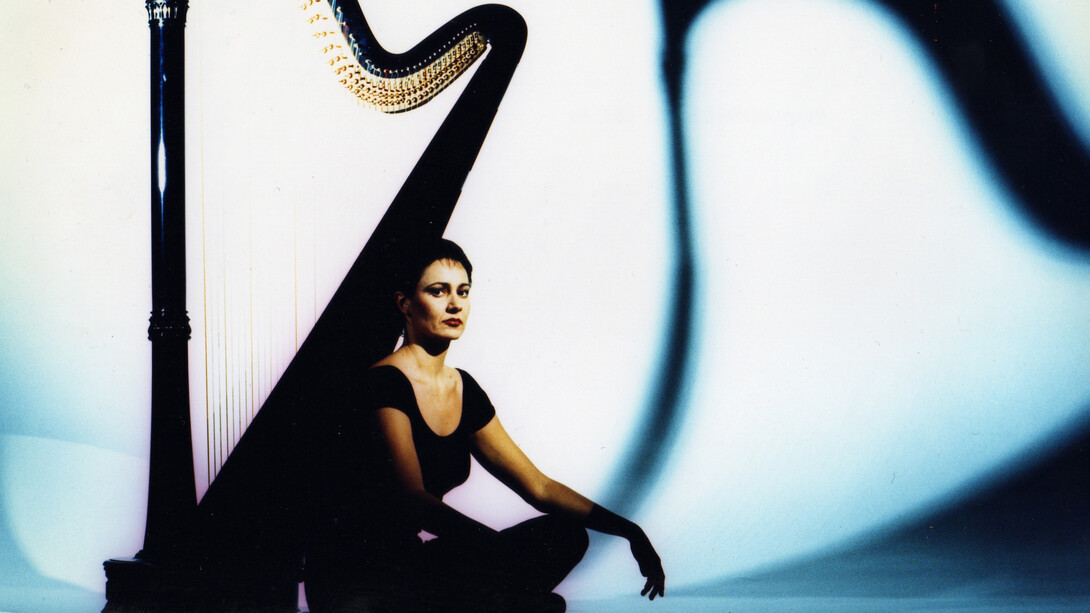 Cecilia Chailly e l'arpa. Ph Marco Mantovani