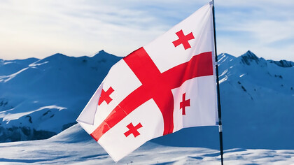 Kudebi Lift, Georgian flag, Georgia