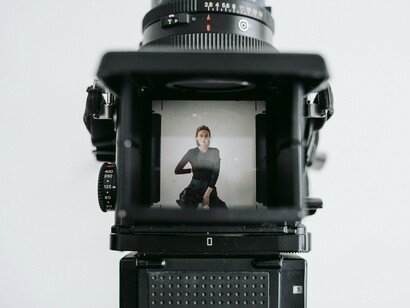 Quando você é a sua marca e o seu rosto é a sua assinatura, é preciso transmitir algo bom, que mostre autoridade, profissionalismo, sustentando aquilo que você está comprometida a entrega