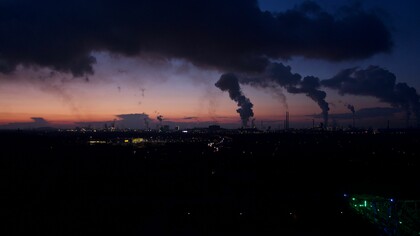 Air pollution from industrial emissions