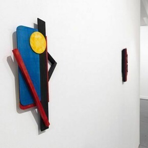 Dominic Beattie, Albeit, Installation view
