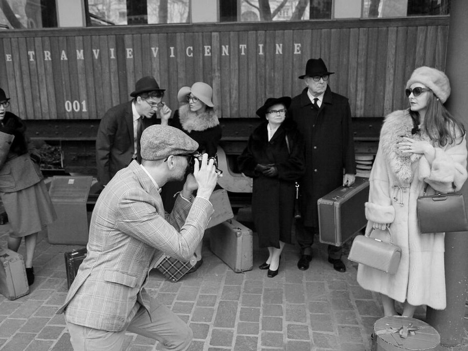 Lichena Bertinato, At the station