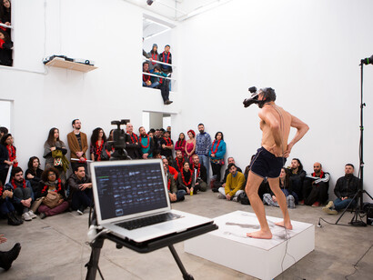 Manuel Vason, Metáfora (Metaphor), 2014, Performance, Photo Rafael Cañas