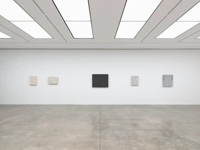 Park Seo-Bo, The newspaper ecritures, 2022–23, ehxibition view. Courtesy of White Cube