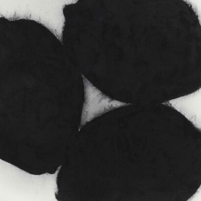 Black Lemons, 21 March, 1985, Charcoal on paper, 38 x 50 inches © the artist, Courtesy Huxley-Parlour Gallery