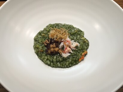 Maesaengi Gesal JuK (algas, cangrejo, mariscos, carne y avena)