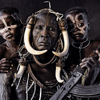 Jimmy Nelson, Hilao Moyizo Village, Omo Valley, Ethiopia, 2011 © Jimmy Nelson, courtsesy A.galerie
