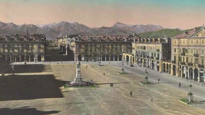 Cuneo, piazza Duccio Galimberti, Italia, cartolina del 1953 