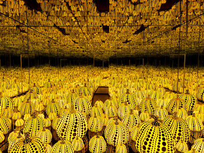 Yayoi Kusama. Infinity Mirrors. Courtesy of AGO