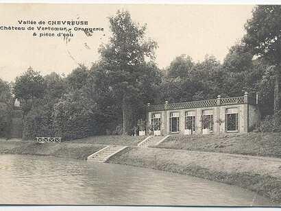 Vue de l’orangerie du Château de Vertcoeur (Vallée de Chevreuse), envoyée par Toulet lors d’un séjour à la campagne
