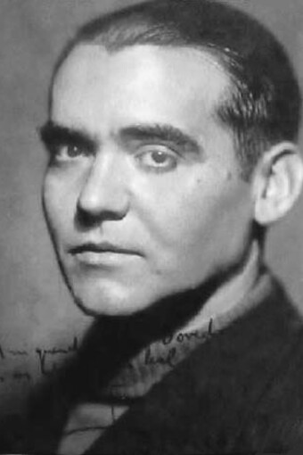 Federico García Lorca, 1898 - 1936
(foto dedicada a XavierBóveda , 1933)