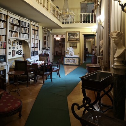 Galleria presso il Museo Mario Praz al terzo piano di Palazzo Primoli in via Zanardelli, Roma, Italia